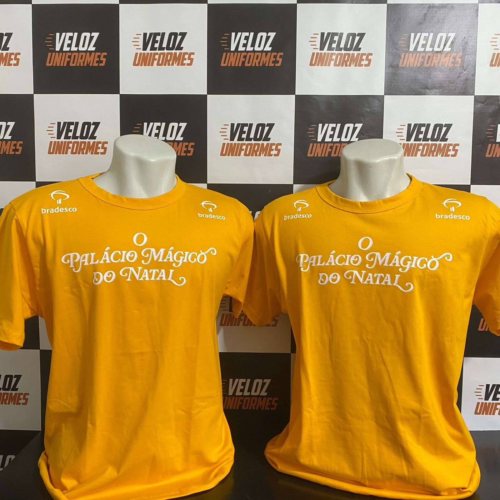 Camiseta de evento personalizada amarela — Bradesco Natal